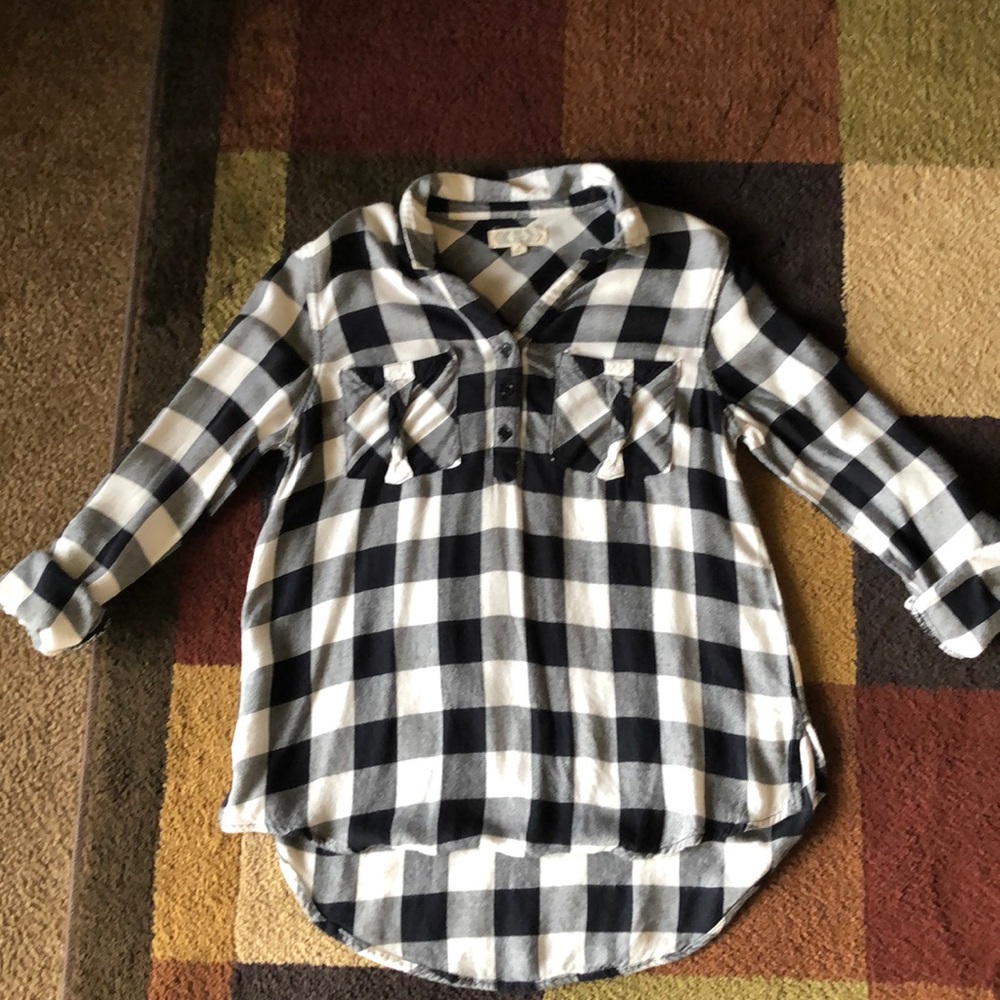 Black & White Plaid Shirt Size M